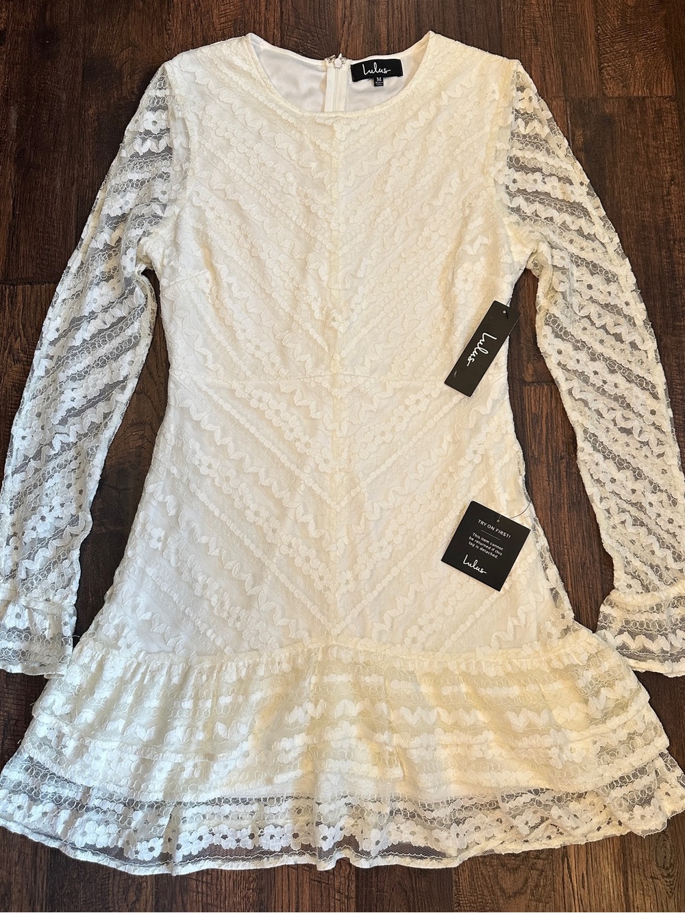 Lulus Ivory Lace Mini Dress Women’s M NWT Bridal Shower Rehearsal Dinner